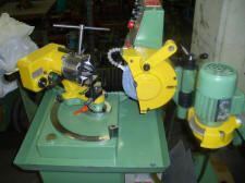 drill grinding machine "Cuoghi APE 40" [3]