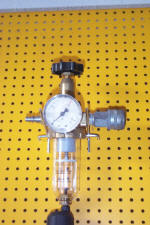 pressure reduction valve / water trap/ manometer 7