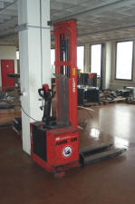 stacker "Euroloc 37" [1]